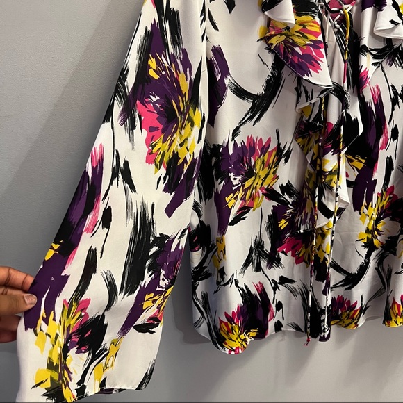 Long Sleeves Floral Top - Picture 3 of 5